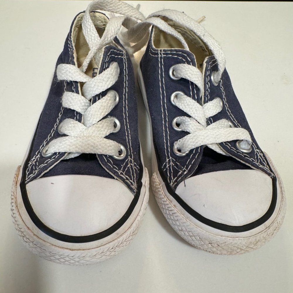 Toddler Size 5 Blue Converse All-Star